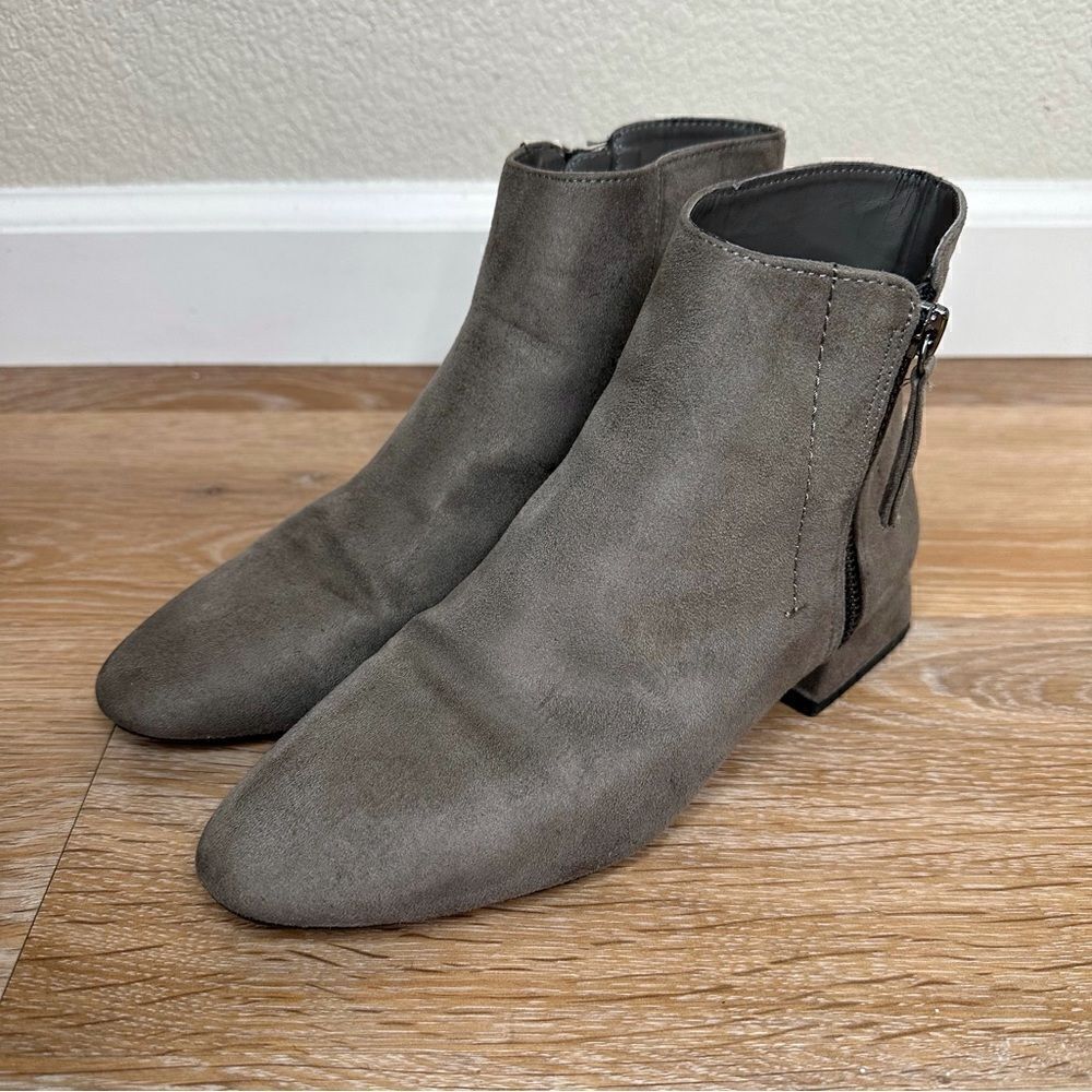 Zara Basic Collection Gray Suede Ankle Boots, Size 5